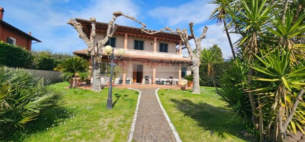 casa indipendente in affitto a Forte dei Marmi