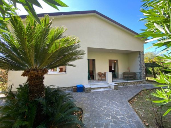 casa indipendente in affitto a Forte dei Marmi