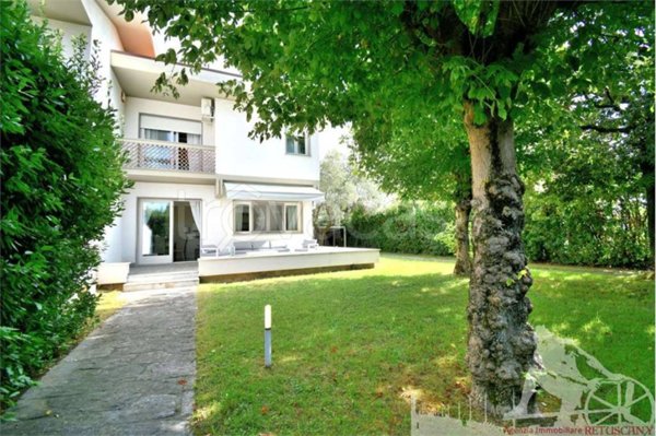 casa indipendente in affitto a Forte dei Marmi