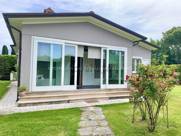 casa indipendente in affitto a Forte dei Marmi