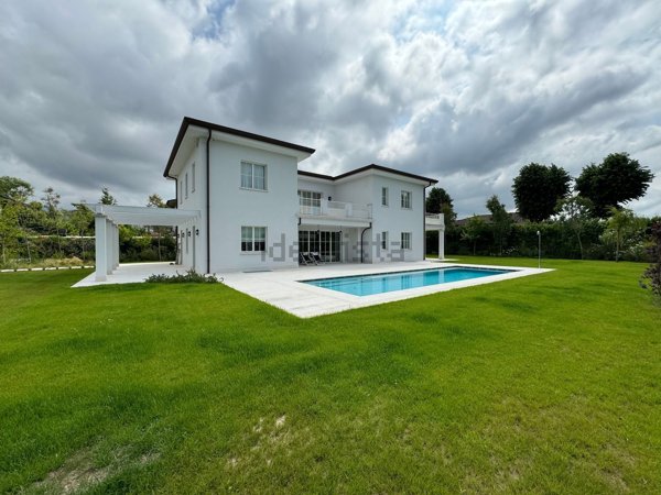 casa indipendente in affitto a Forte dei Marmi