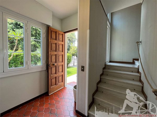 appartamento in affitto a Forte dei Marmi in zona Roma Imperiale