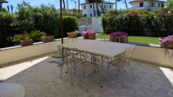 casa indipendente in affitto a Forte dei Marmi