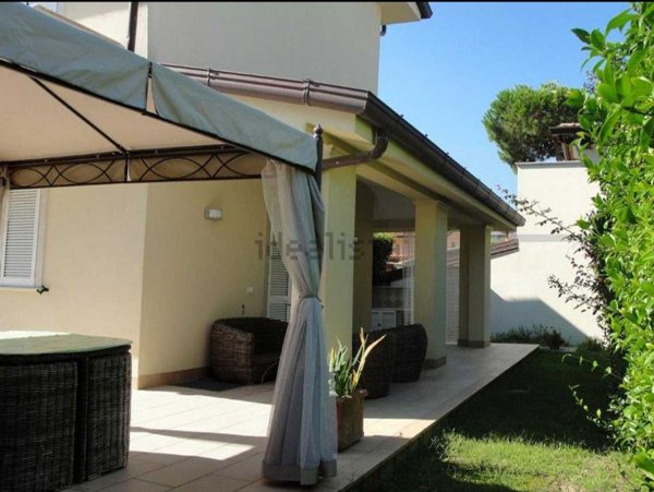 casa indipendente in affitto a Forte dei Marmi