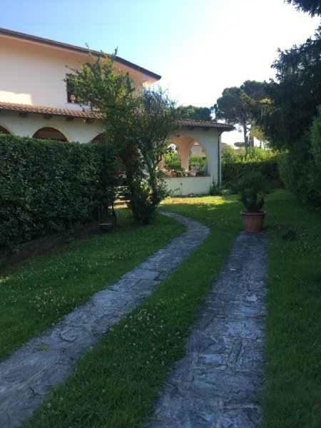 casa indipendente in affitto a Forte dei Marmi