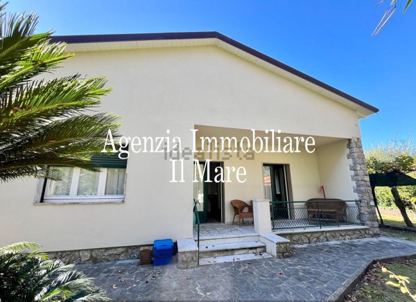 casa indipendente in affitto a Forte dei Marmi