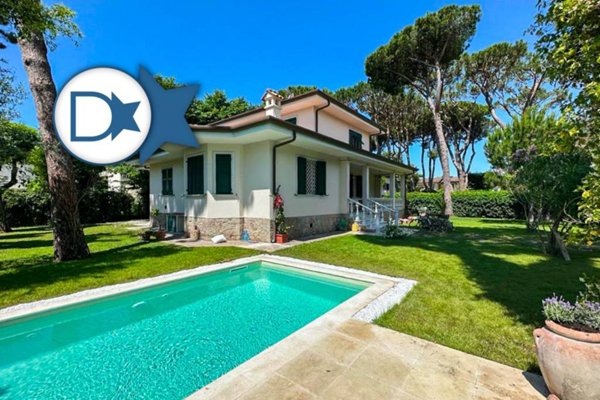 casa indipendente in affitto a Forte dei Marmi in zona Vittoria Apuana