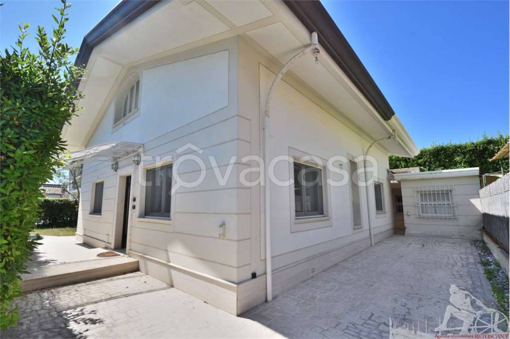 casa indipendente in affitto a Forte dei Marmi