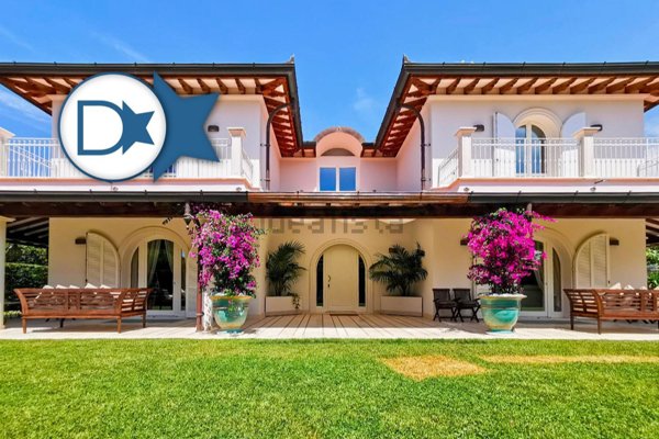 casa indipendente in affitto a Forte dei Marmi in zona Vittoria Apuana