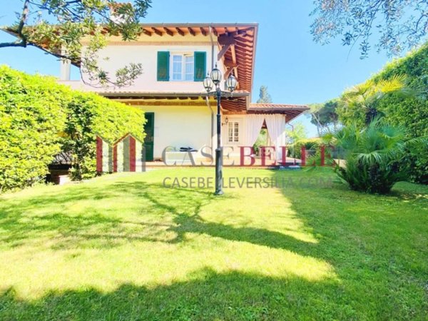 casa indipendente in affitto a Forte dei Marmi