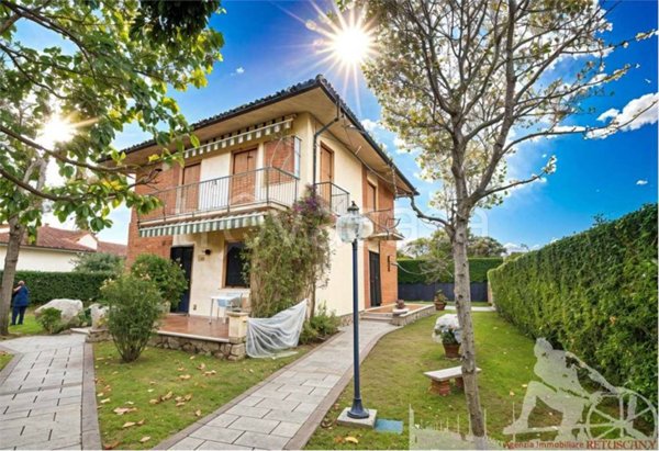 casa indipendente in affitto a Forte dei Marmi