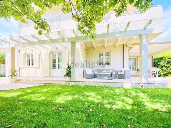 casa indipendente in affitto a Forte dei Marmi
