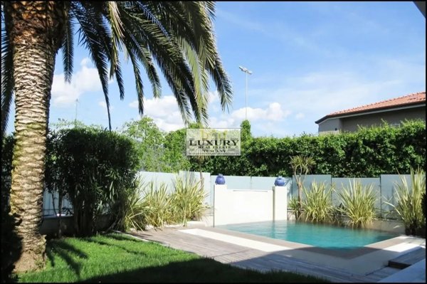 casa indipendente in affitto a Forte dei Marmi