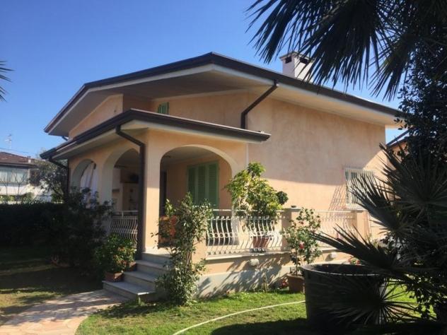 casa indipendente in affitto a Forte dei Marmi