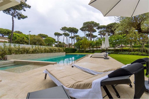 casa indipendente in affitto a Forte dei Marmi in zona Vittoria Apuana