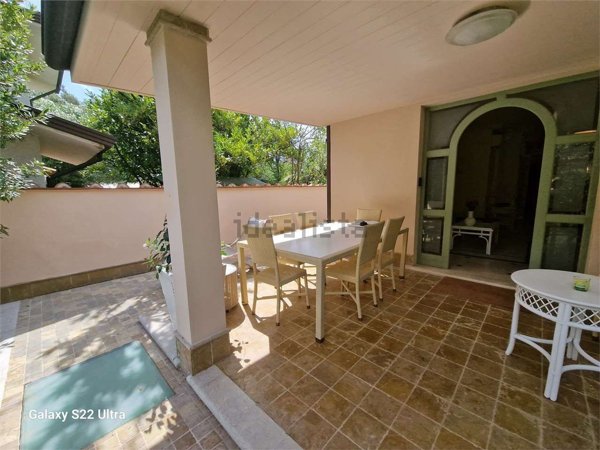 casa indipendente in affitto a Forte dei Marmi in zona Vittoria Apuana
