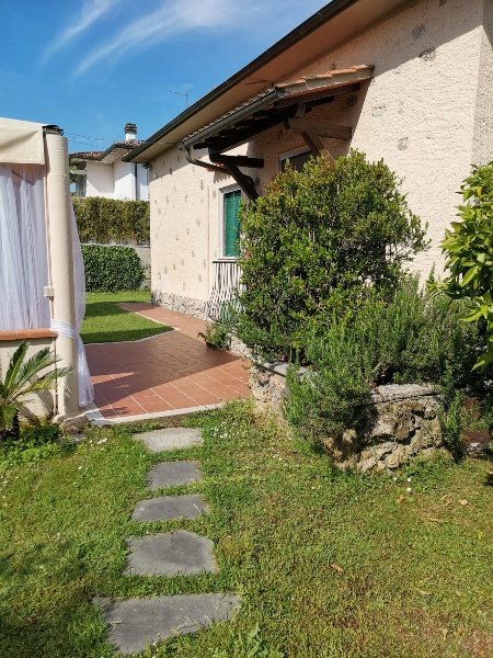 casa indipendente in affitto a Forte dei Marmi