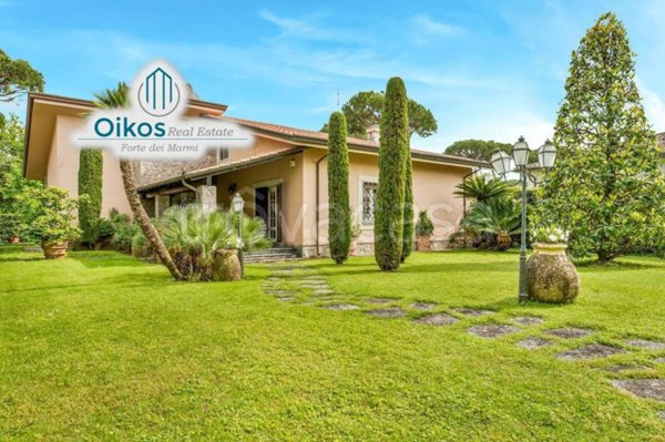 casa indipendente in affitto a Forte dei Marmi