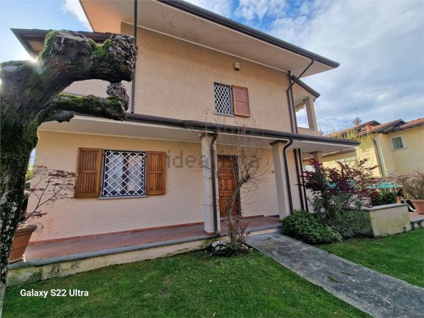 casa indipendente in affitto a Forte dei Marmi