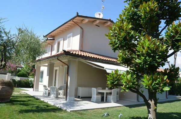 casa indipendente in affitto a Forte dei Marmi