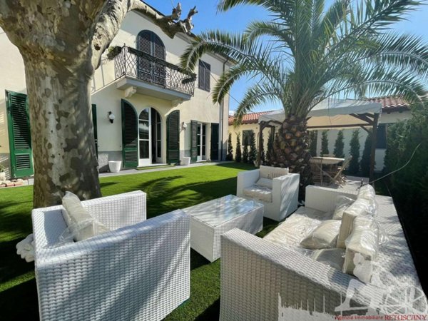 casa indipendente in affitto a Forte dei Marmi