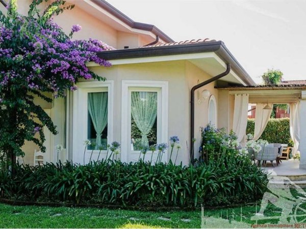 casa indipendente in affitto a Forte dei Marmi