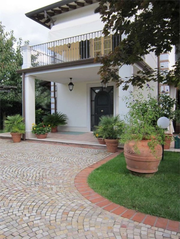 casa indipendente in affitto a Forte dei Marmi in zona Vittoria Apuana