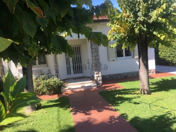 villa in affitto a Forte dei Marmi