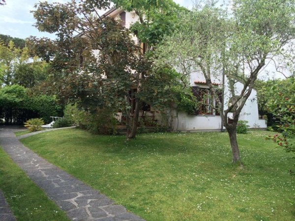casa indipendente in affitto a Forte dei Marmi