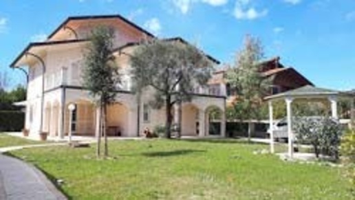 casa indipendente in affitto a Forte dei Marmi