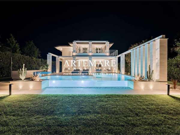 casa indipendente in affitto a Forte dei Marmi in zona Vittoria Apuana