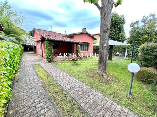 casa indipendente in affitto a Forte dei Marmi