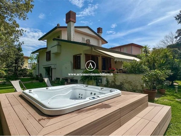 casa indipendente in affitto a Forte dei Marmi