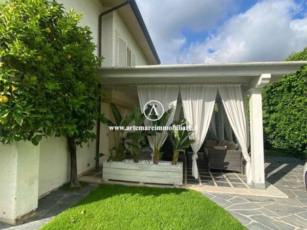 casa indipendente in affitto a Forte dei Marmi