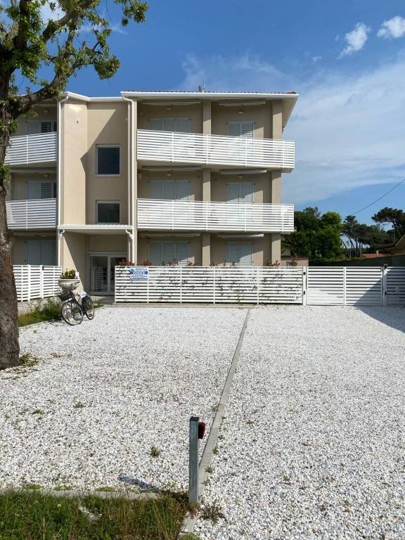 appartamento in affitto a Forte dei Marmi in zona Vittoria Apuana