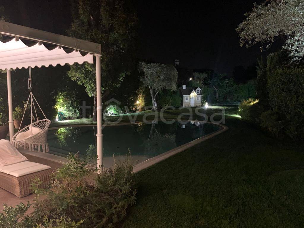 casa indipendente in affitto a Forte dei Marmi in zona Vittoria Apuana