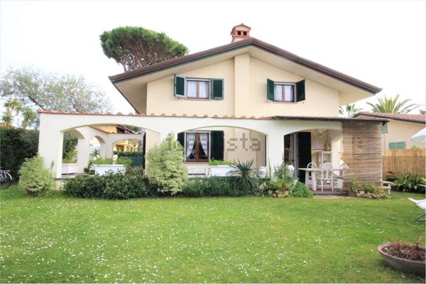 casa indipendente in affitto a Forte dei Marmi