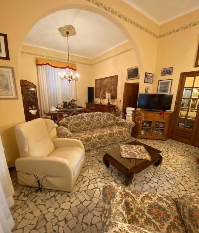casa indipendente in affitto a Forte dei Marmi in zona Roma Imperiale