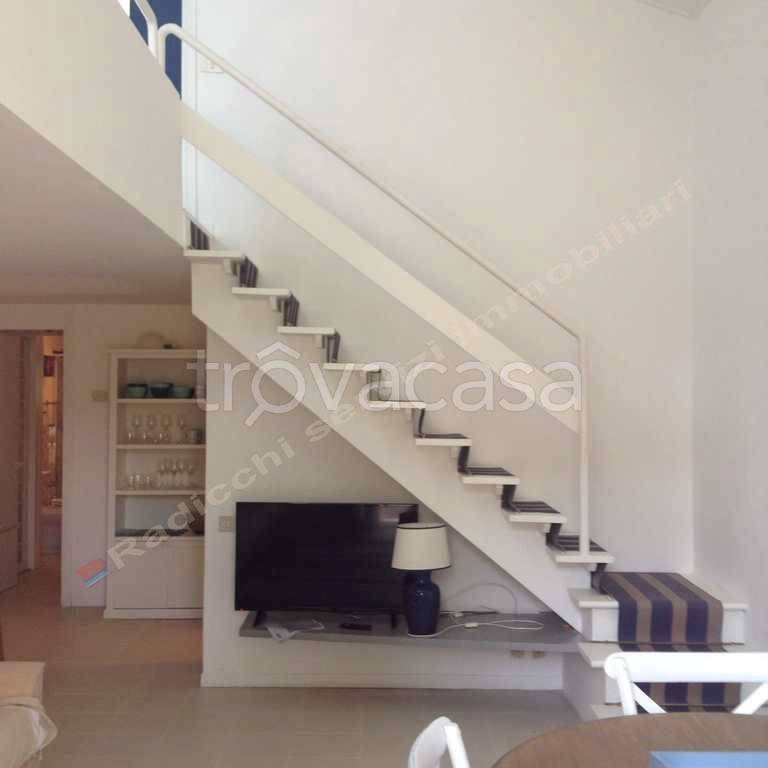 appartamento in affitto a Forte dei Marmi in zona Roma Imperiale