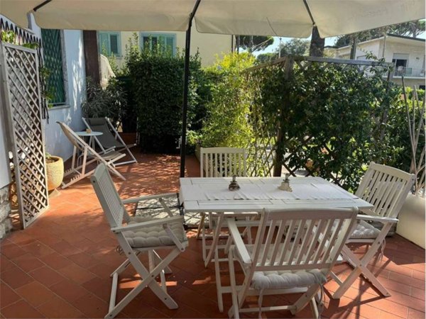 casa indipendente in affitto a Forte dei Marmi