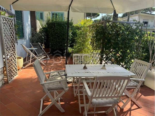 casa indipendente in affitto a Forte dei Marmi