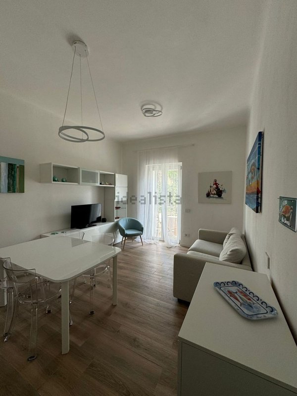 appartamento in affitto a Forte dei Marmi in zona Roma Imperiale