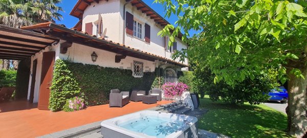 casa indipendente in affitto a Forte dei Marmi