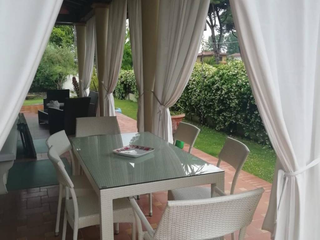 casa indipendente in affitto a Forte dei Marmi