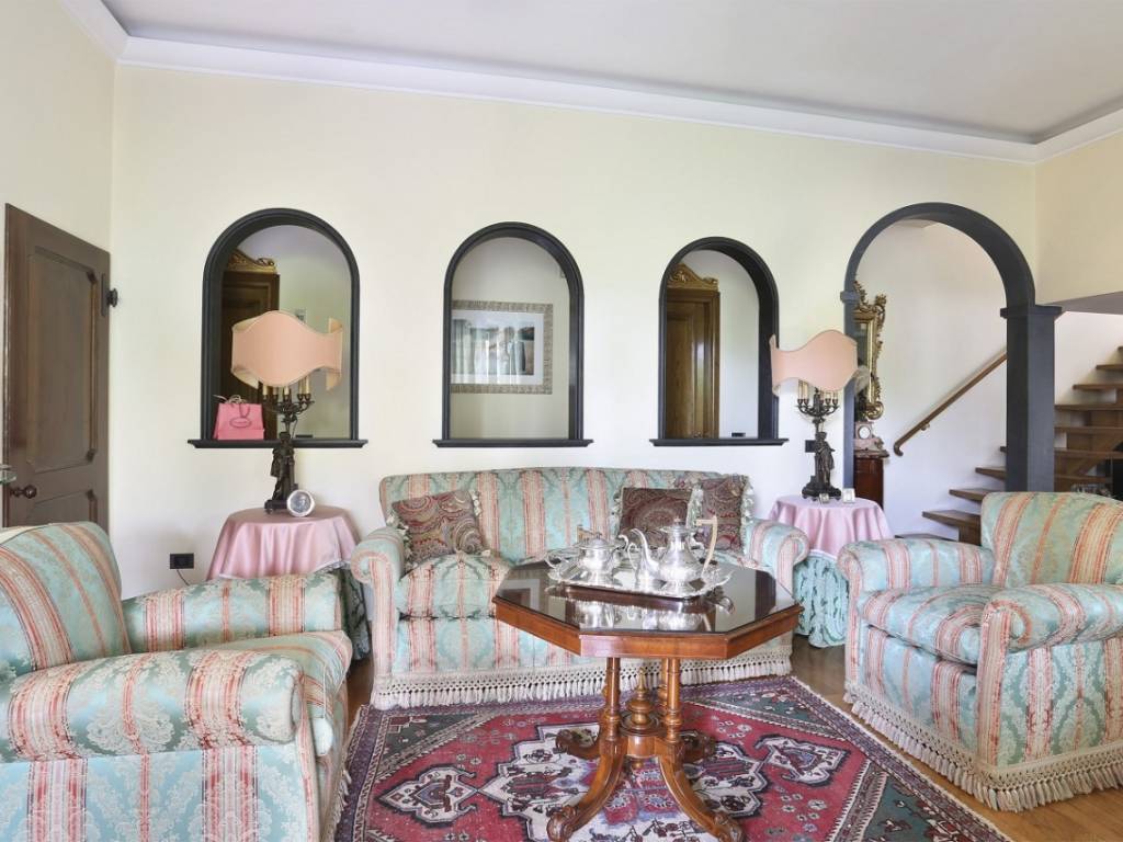 casa indipendente in affitto a Forte dei Marmi in zona Vittoria Apuana
