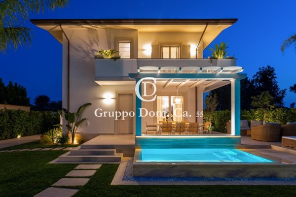 casa indipendente in affitto a Forte dei Marmi in zona Vittoria Apuana