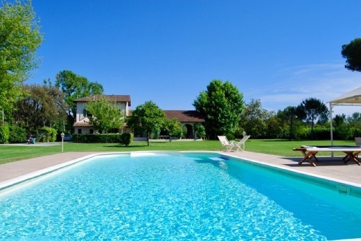 casa indipendente in affitto a Forte dei Marmi in zona Roma Imperiale