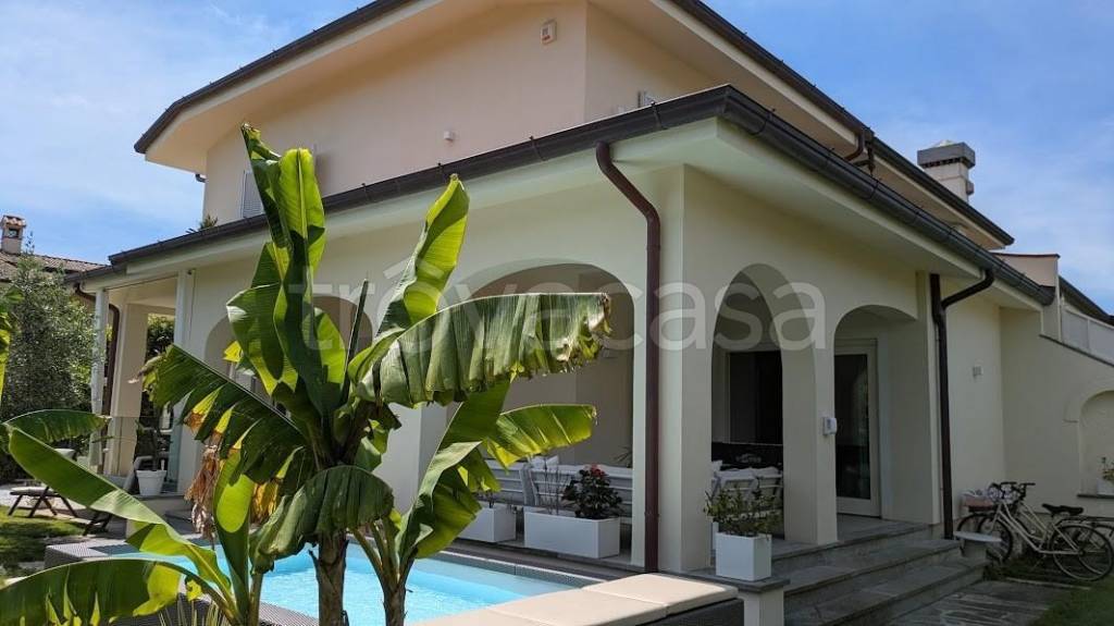 casa indipendente in affitto a Forte dei Marmi