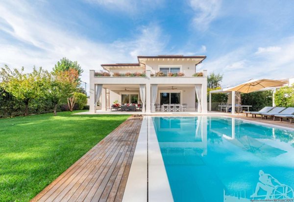 casa indipendente in affitto a Forte dei Marmi