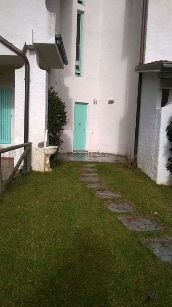 casa indipendente in affitto a Forte dei Marmi in zona Vittoria Apuana